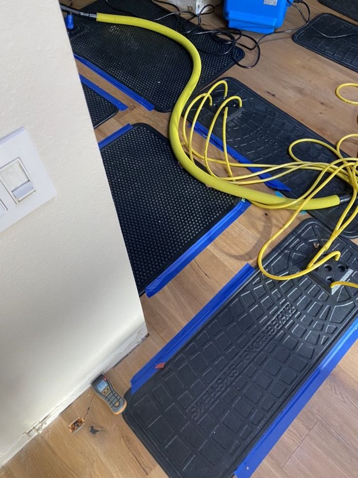 Manor TX 6 Water Damage Restoration Services in California